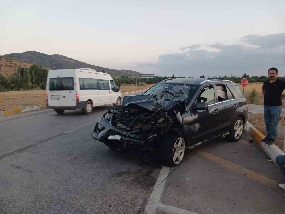 Konya'da üç ayrı trafik kazası... 6 kişi yaralandı