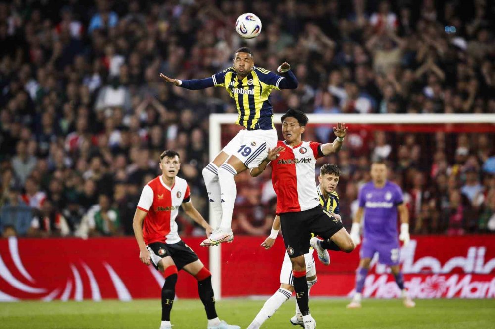 Fenerbahçe turu Kadıköy'e bıraktı