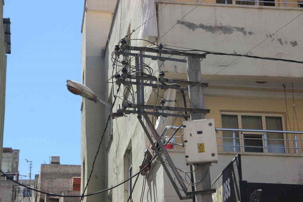 Onarmak için çıktı, akıma kapıldı