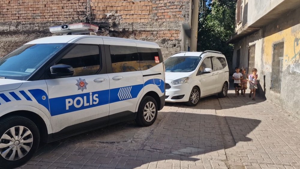 Sokakta yürürken saldırıya uğradılar