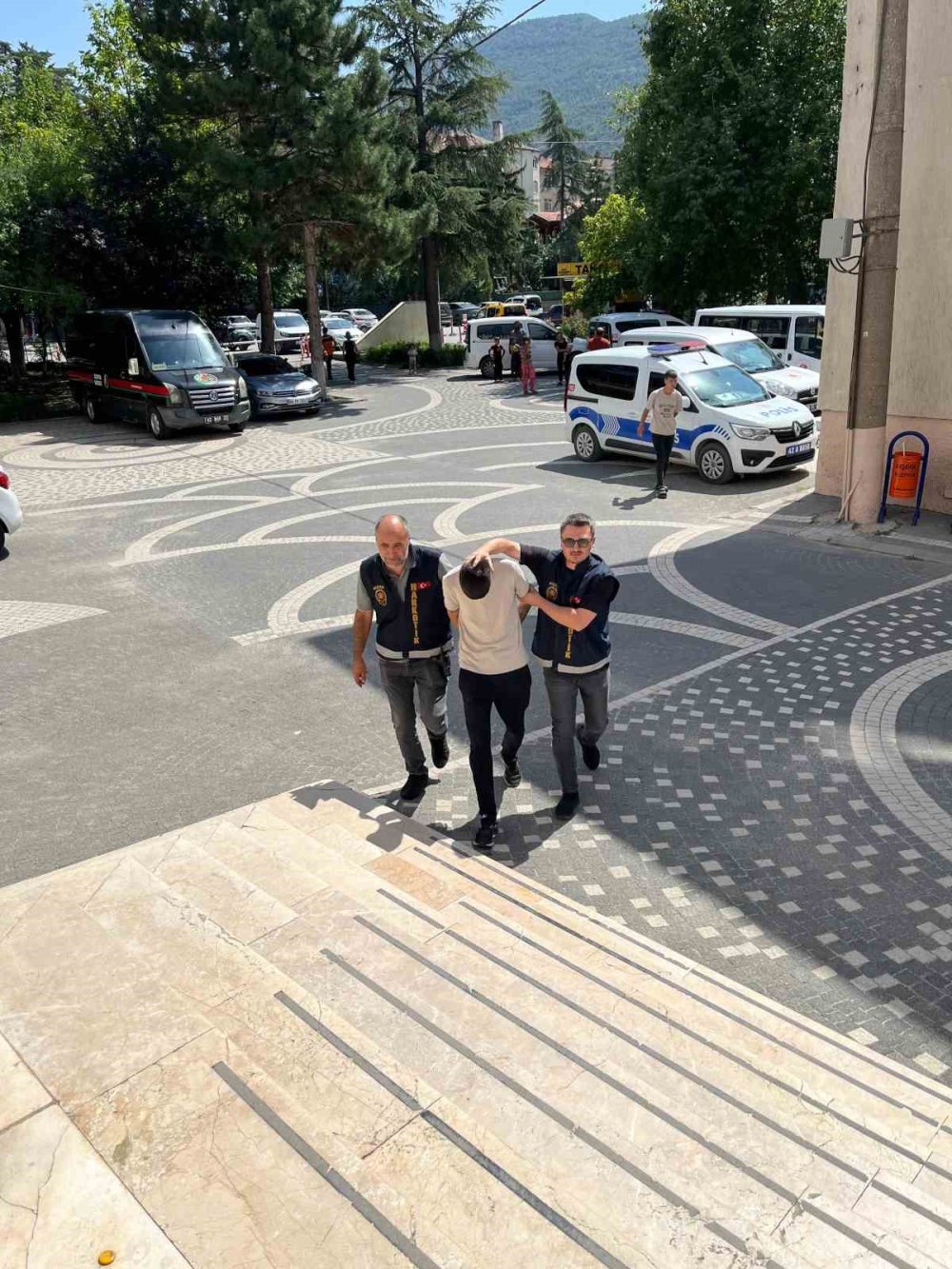 Konya'nın o ilçesinde uyuşturucu operasyonu!