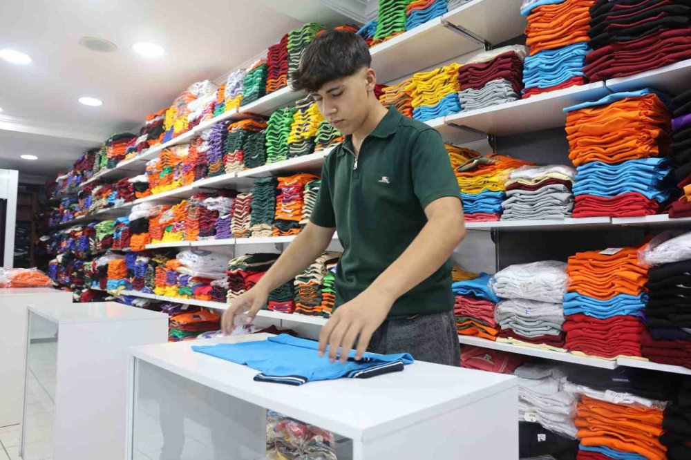 Okul alışverişi için pamuk ve kalite uyarısı... Konya'da ilkokul öğrencisinin giyim masrafı ne kadar?