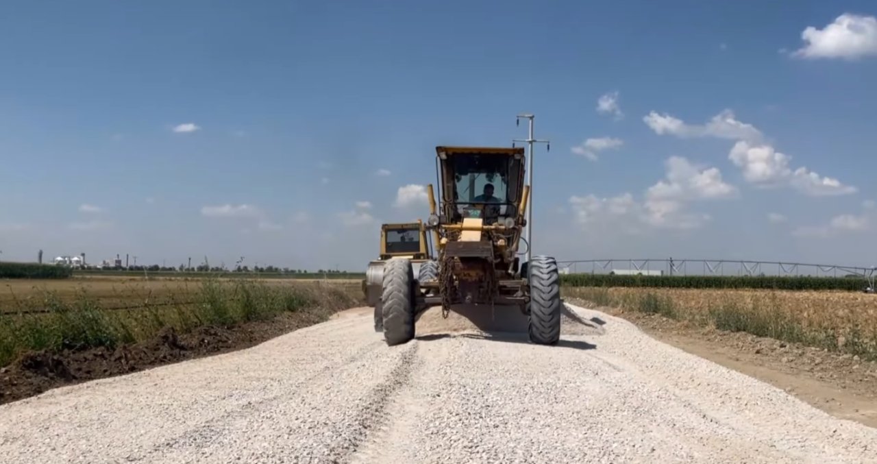 umrada-ulasim-agi-gucleniyor-17-kilometrelik-yol-calismasi-hizla-ilerliyor-1.jpg