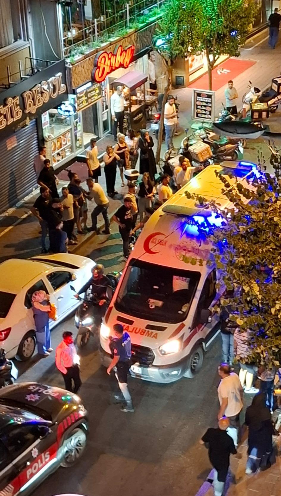 Büfede bıçaklı kavga... Yeni işletmecisi hayatını kaybetti