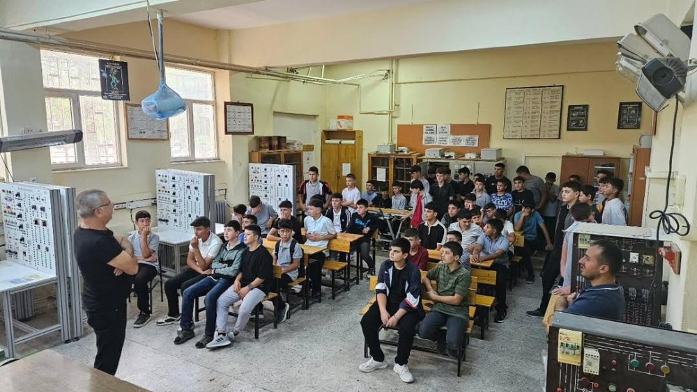 Konya'nın ilçesinde en çok tercih edilen okul mesleki eğitimdeki öncü rolünü de pekiştirdi