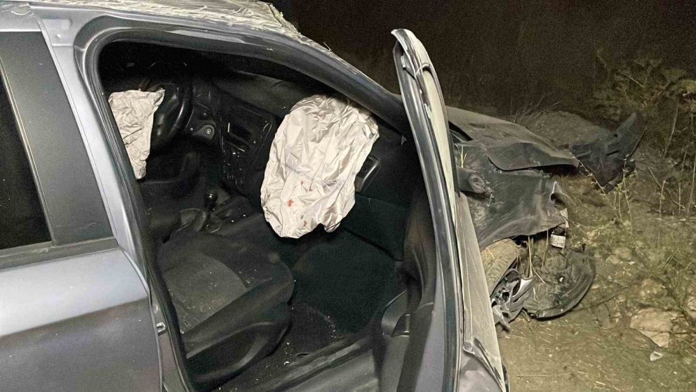 Karaman-Konya kara yolunda otomobil takla attı