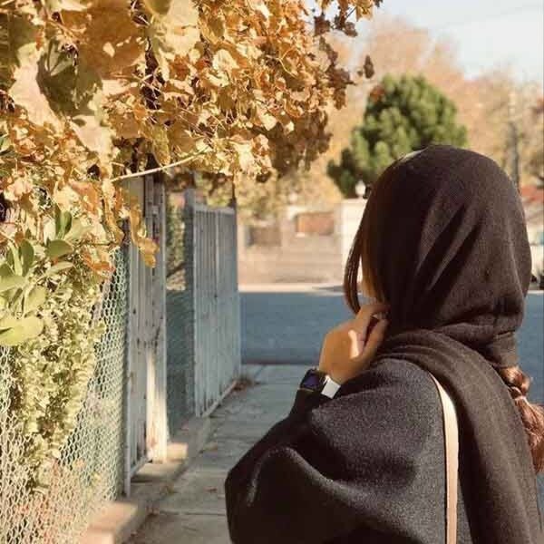 Otelin 5'inci katından düşüp ölen genç, toprağa verildi