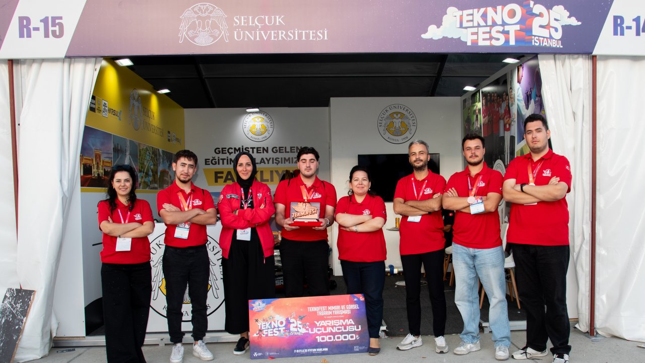 selcuk-universitesi-teknofest-2025i-4-odulle-tamamladi-5.jpg