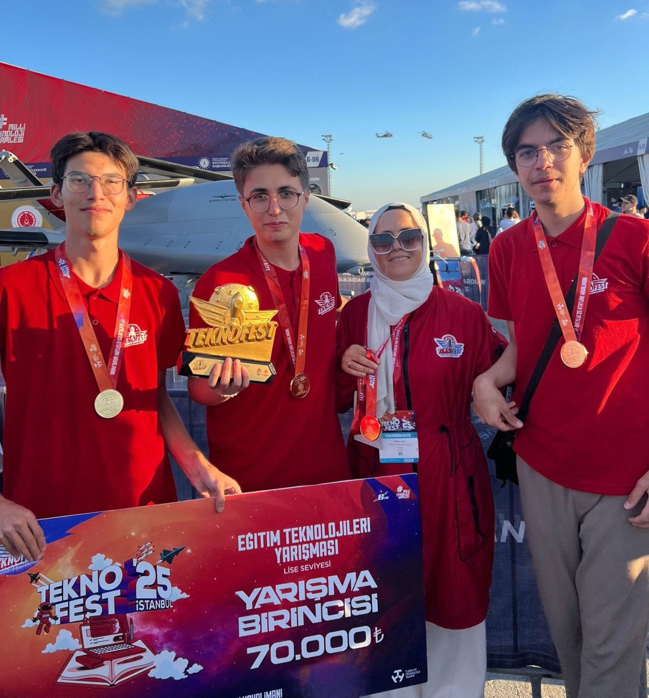 yontem-koleji-teknofestte-yine-turkiye-birincisi-3.jpg