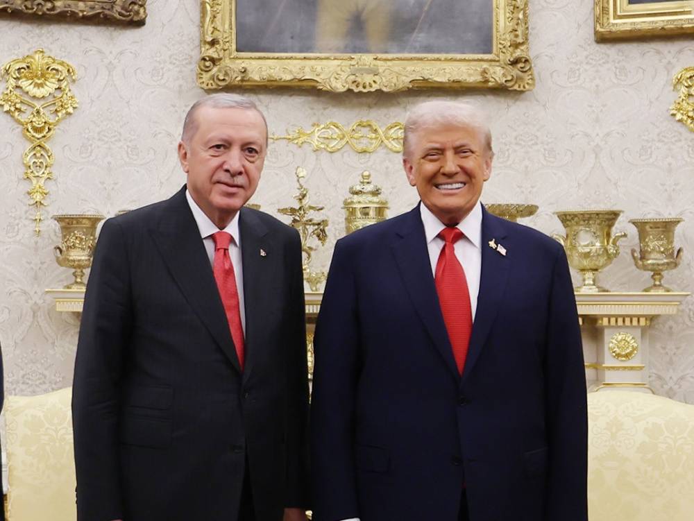 cumhurbaskani-recep-tayyip-erdogan-abd-baskani-donald-trump-ile-gorustu-1-001.jpg