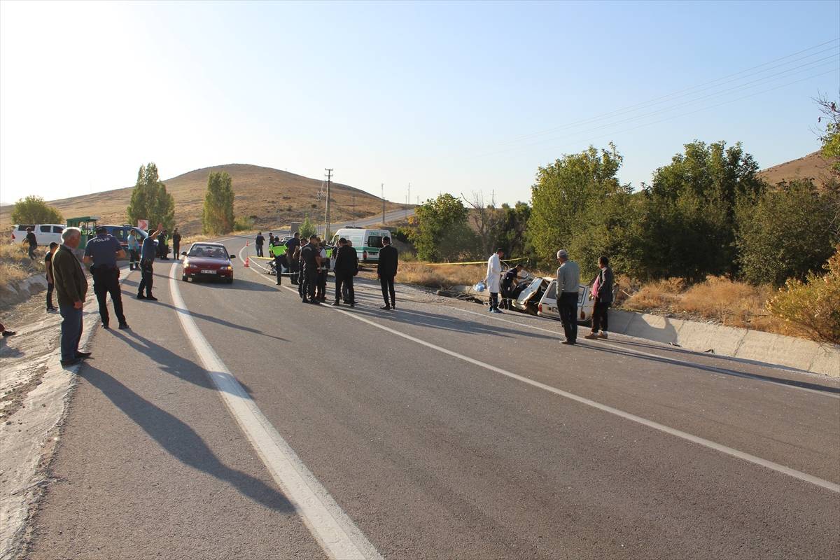 konyadaki-trafik-kazasi-ikizler-yasamini-yitirdi-6.jpg