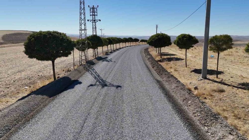Kulu'da yol yapım çalışmaları sürüyor