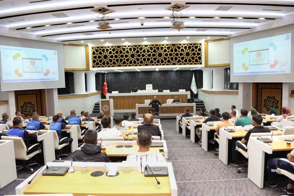 Konya'da 70 kişilik MAK ekibi çalışmalarını sürdürüyor