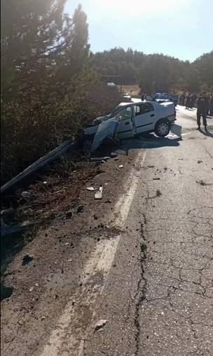 Otomobil ile kamyon çarpıştı; 1 ölü