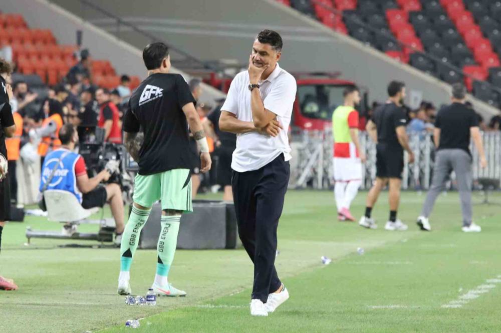 Burak Yılmaz farkı... Dipten beşinci sıraya