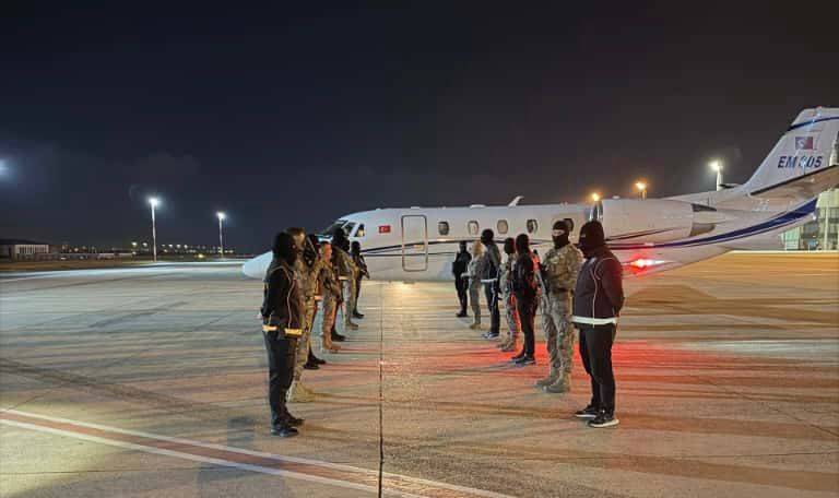 "Uyuşturucu baronu" ile suç örgütü üyesi yakalanarak Türkiye'ye getirildi