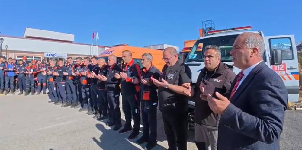 Gazze’de arama kurtarma yapacak AFAD ekibi dualarla uğurlandı