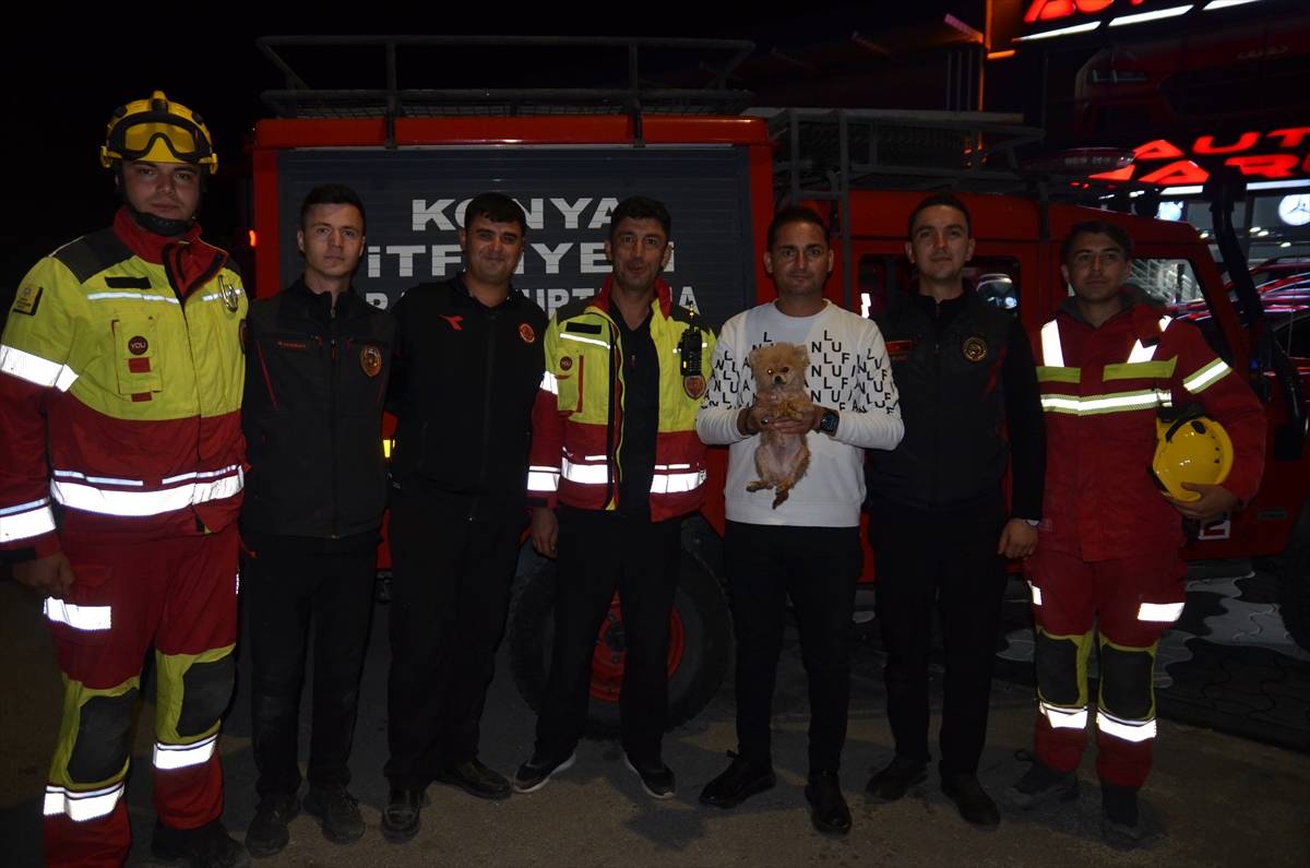 konyada-kanalizasyon-borusuna-sikisan-kopek-yavrusu-itfaiyenin-6-saatlik-calismasiyla-kurtarildi-1.jpg