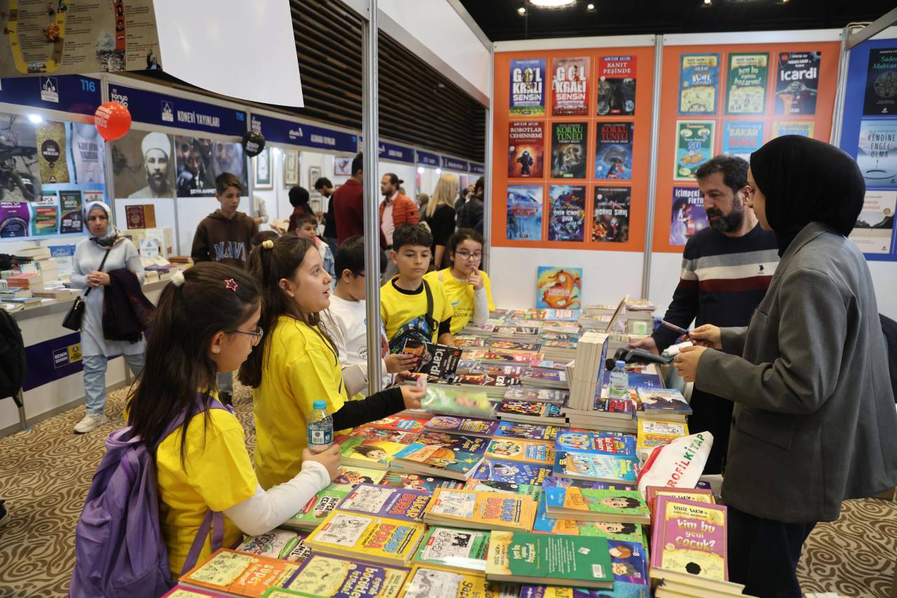 konya-kitap-gunleri-3.jpg