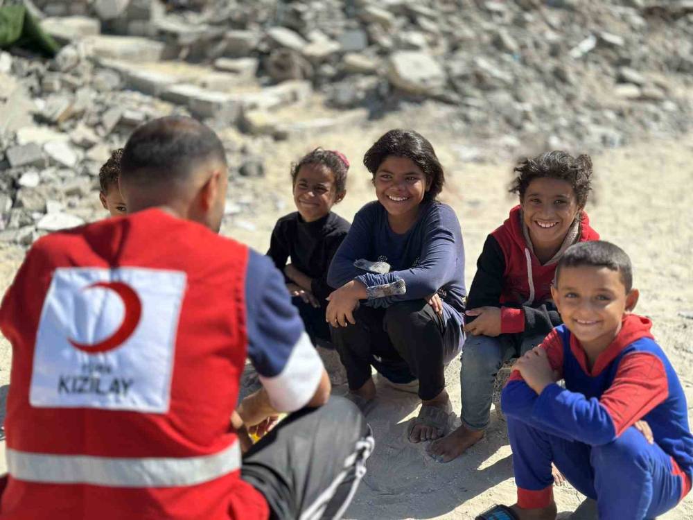 Kızılay Gazze’de gıda yardımlarını sürdürüyor