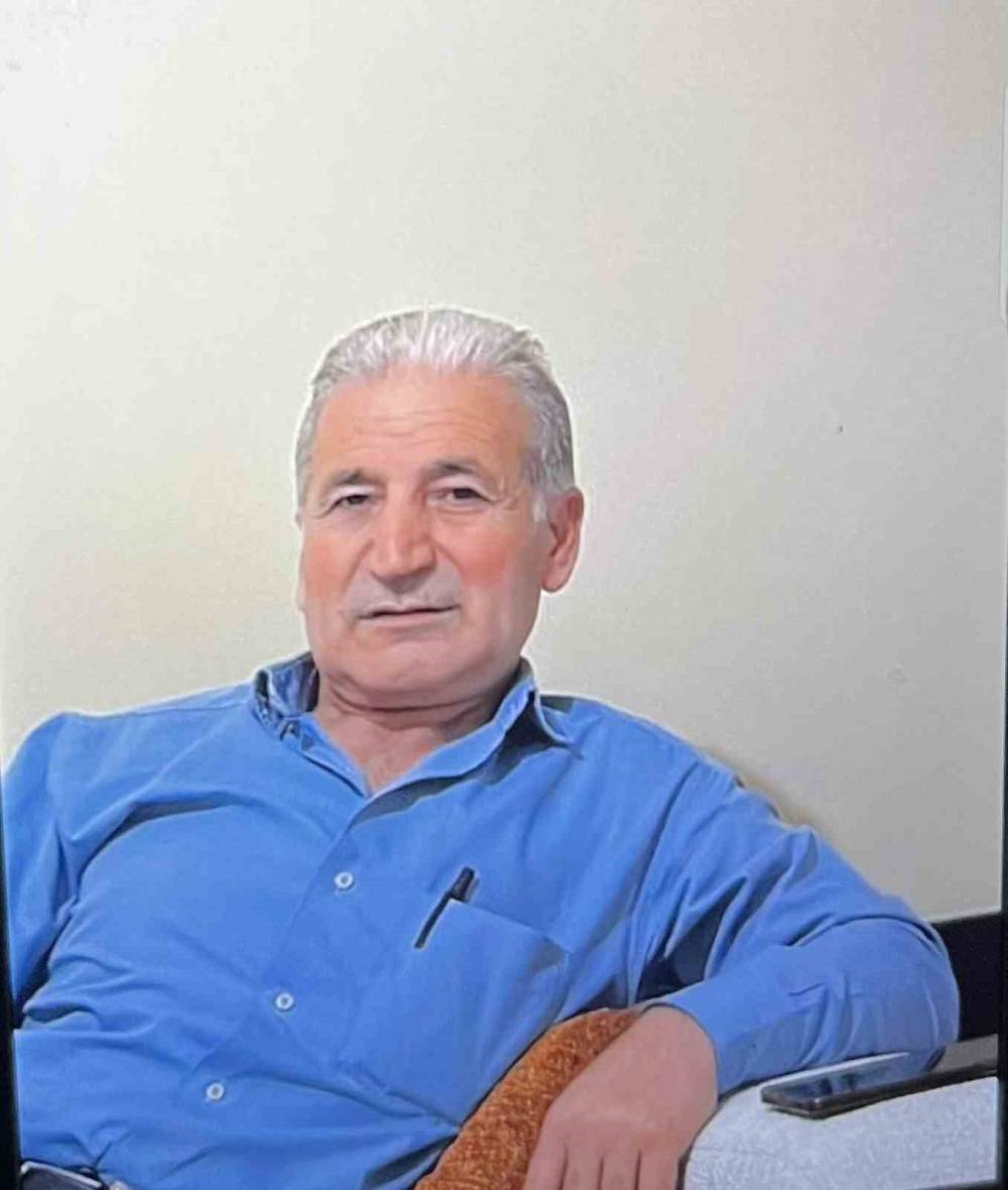 Göçük altında hayatını kaybeden iki kardeşin yakınları hastaneye akın etti