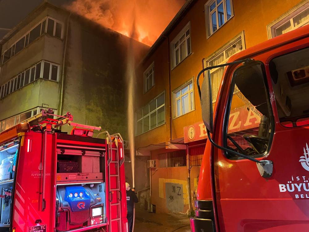 Sevgilisinin iş yerine almadığı kadın binayı kundakladı