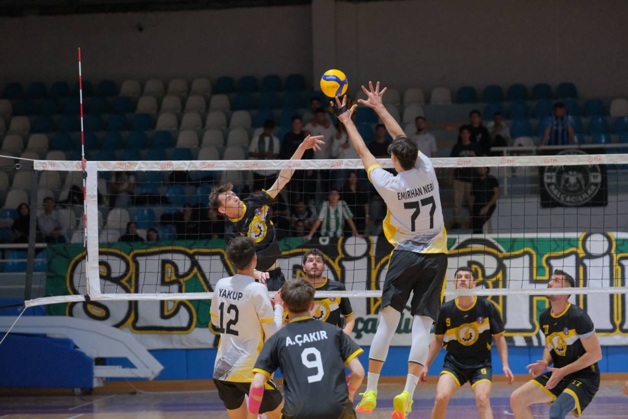 konya-buyuksehir-belediyespor-voleybol.jpg