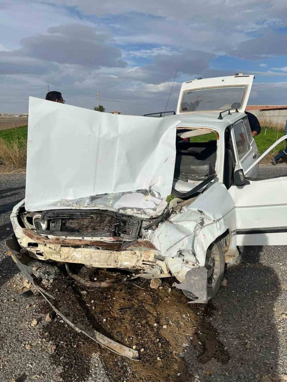 Konya'da tır ile otomobil çarpıştı: Yaralılar var