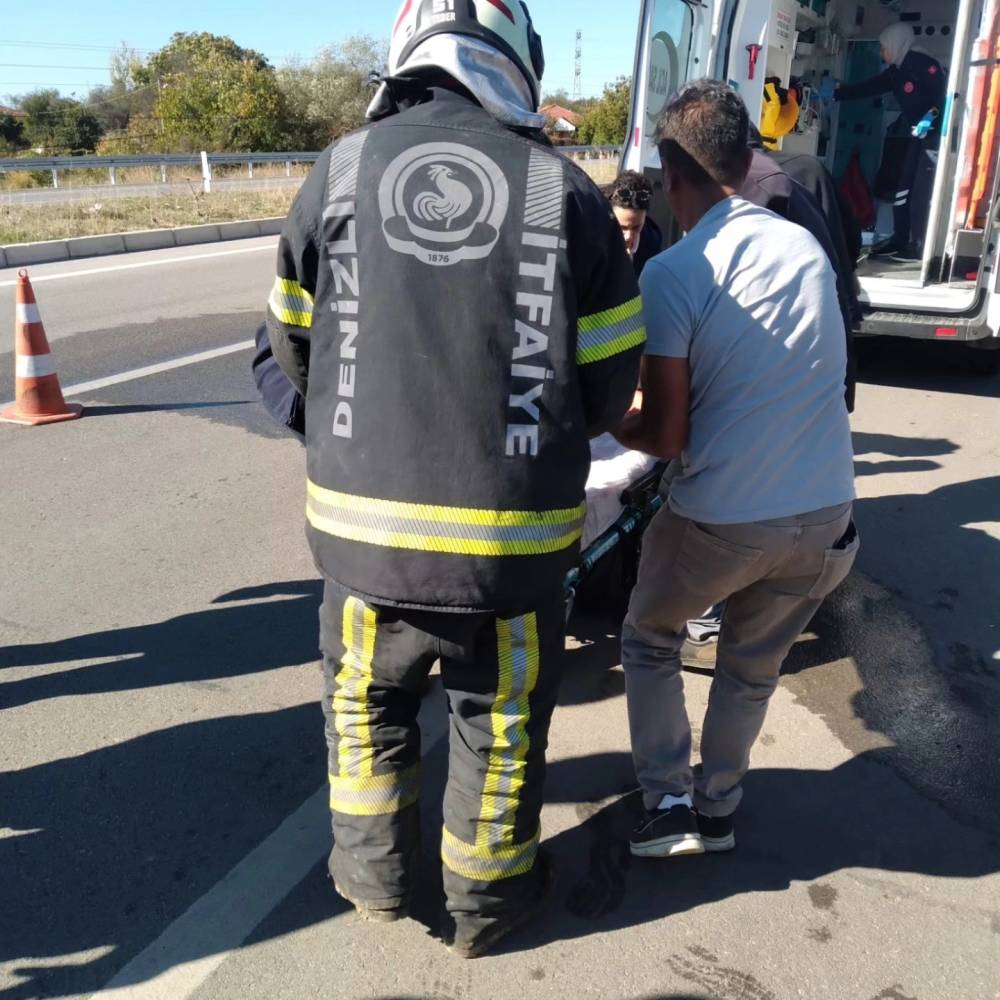 Gübre taşıyan traktör devrildi, sürücü altında kaldı
