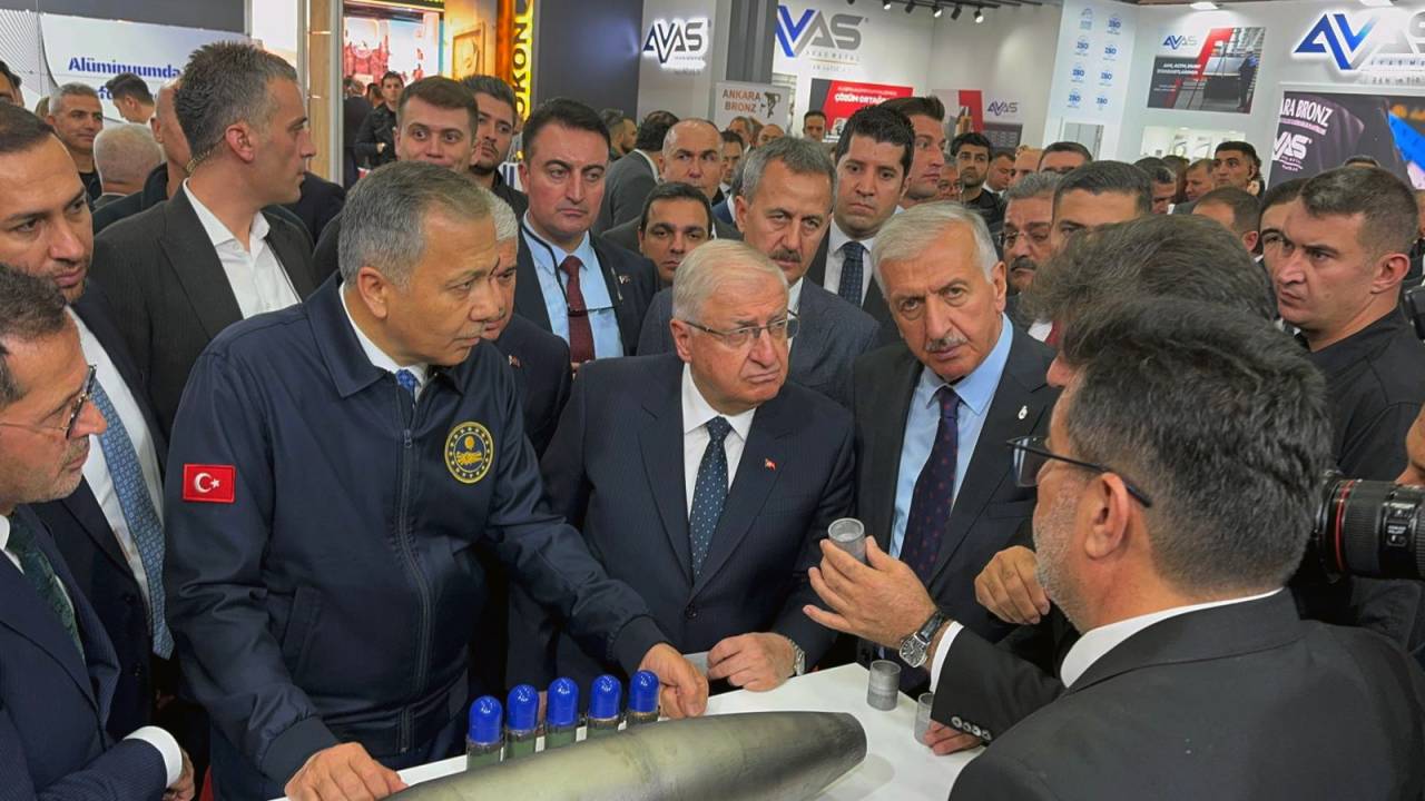 milli-savunma-bakani-yasar-guler-1.jpg