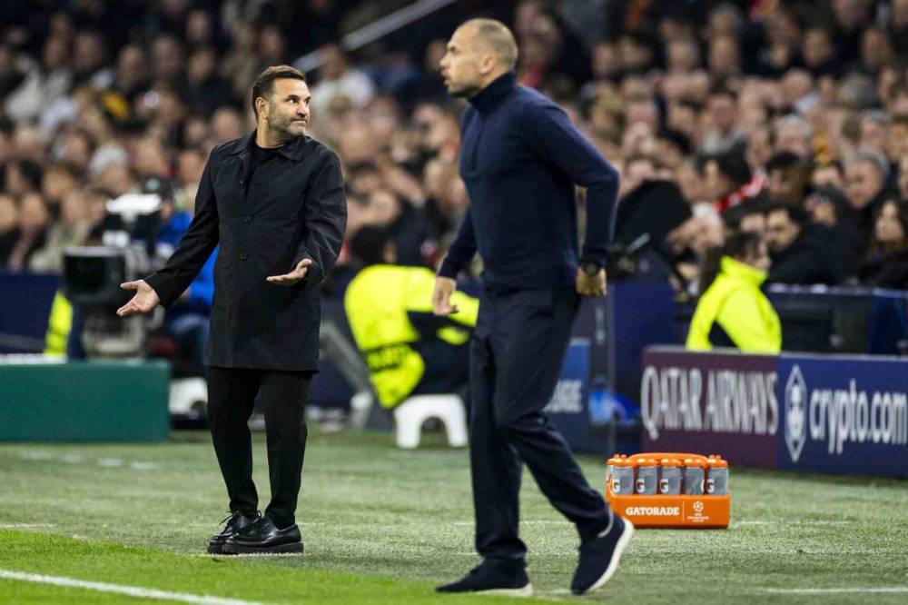 Galatasaray yenilgisi sonu oldu! John Heitinga’nın görevine son verildi