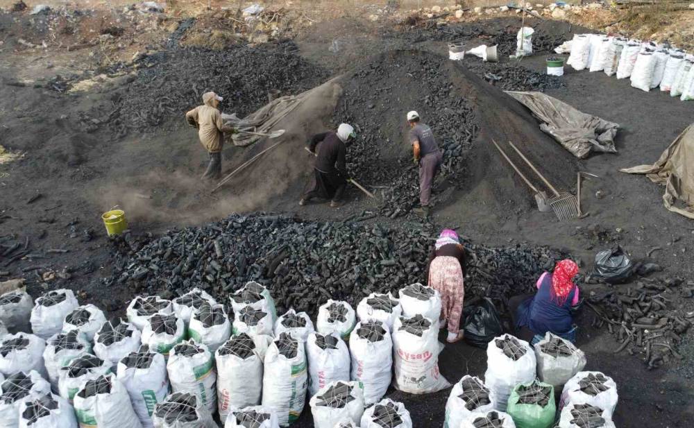 Zorlu ’kömür’ mesaisi