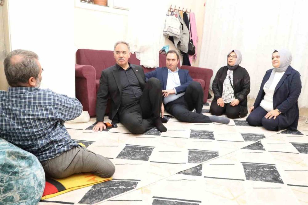 Belediye başkanı zimem defterini satın aldı