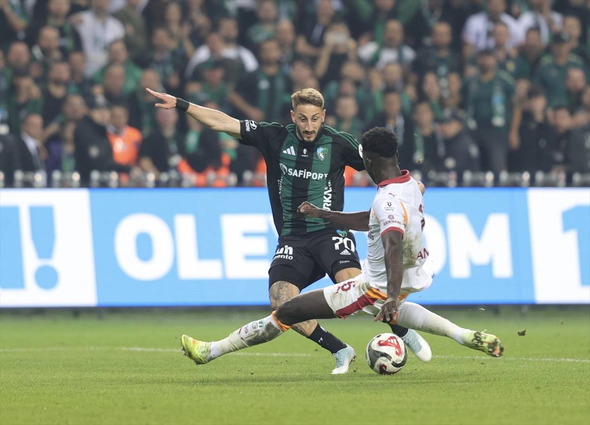 kocaelispor-galatasaray-1.jpg
