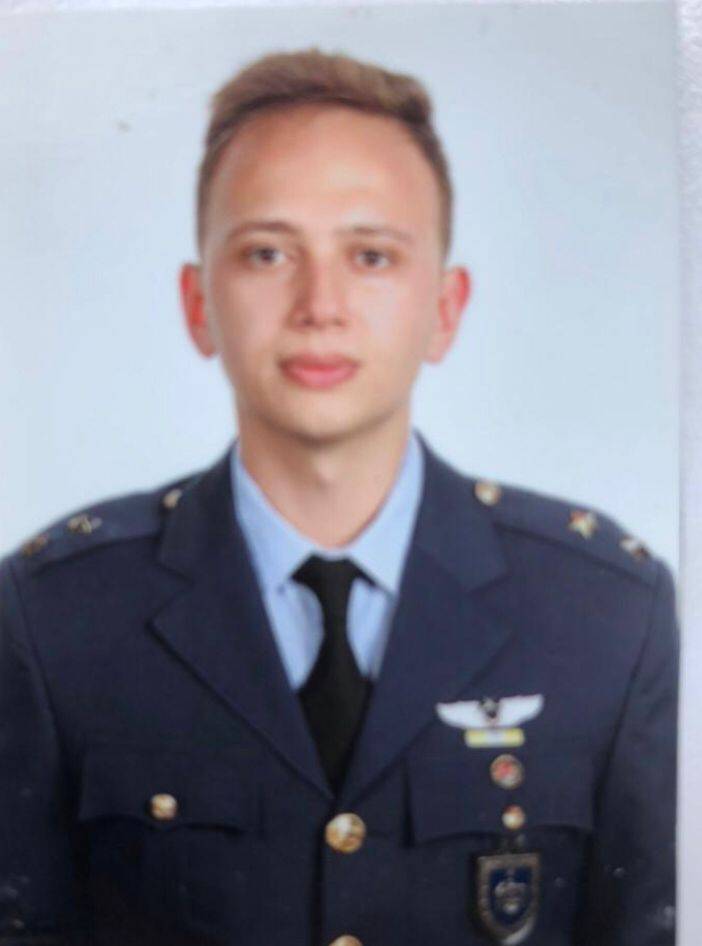 Şehit pilot Cüneyt Kandemir’in baba evinde yas