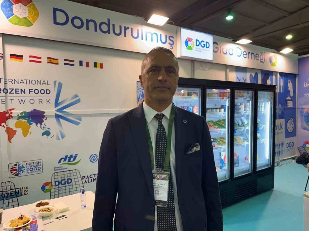 Dondurulmuş kirazda Türkiye dünya lideri
