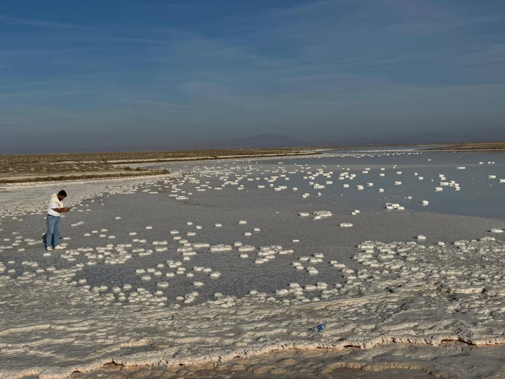 Tuz Gölü'nde tuz kütleleri ilgi odağı haline geldi