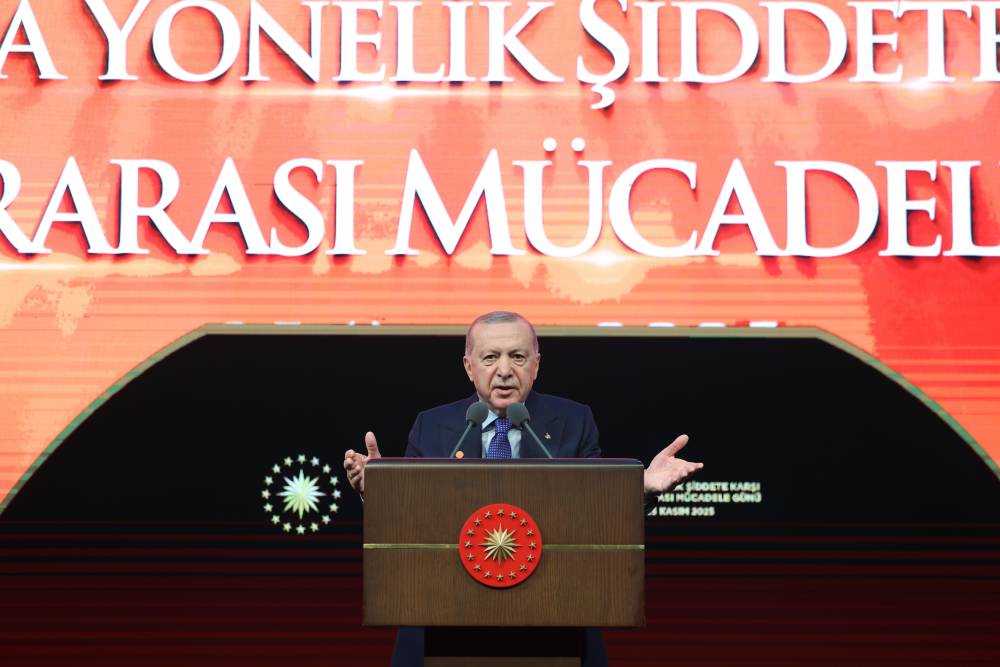 Cumhurbaşkanı Erdoğan: Kadına ve çocuğa şiddet, insanlık suçudur
