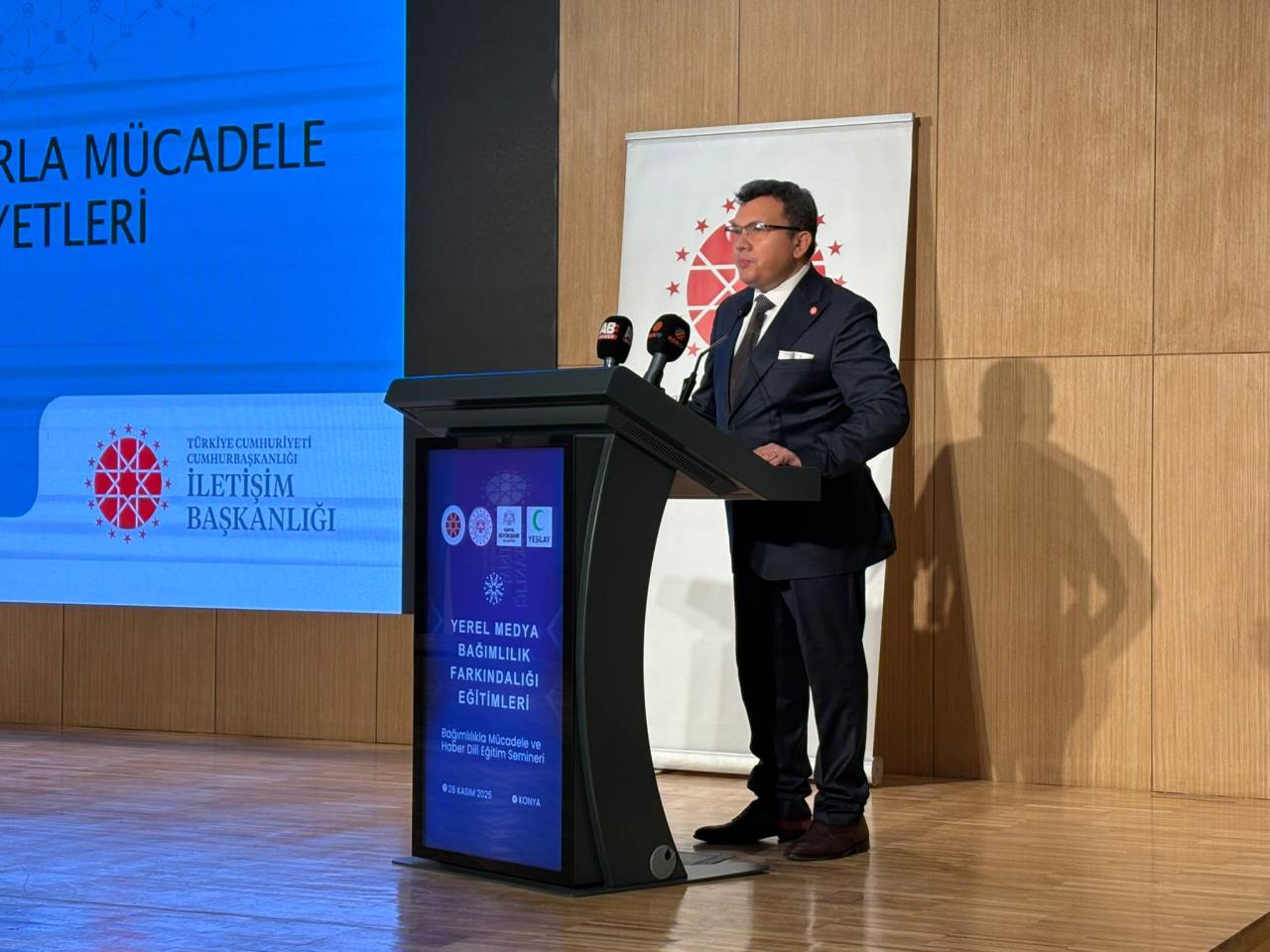 konyada-medya-calisanlarina-seminer-verildi-3.jpg