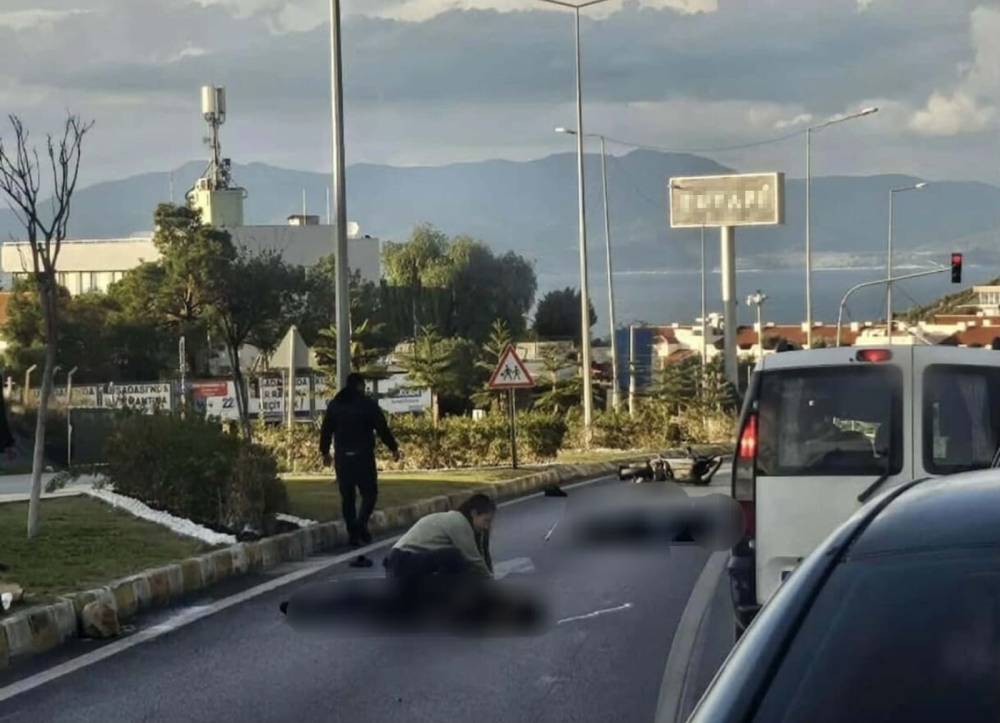 Motosiklet refüje çarptı; 1 ölü, 1 ağır yaralı