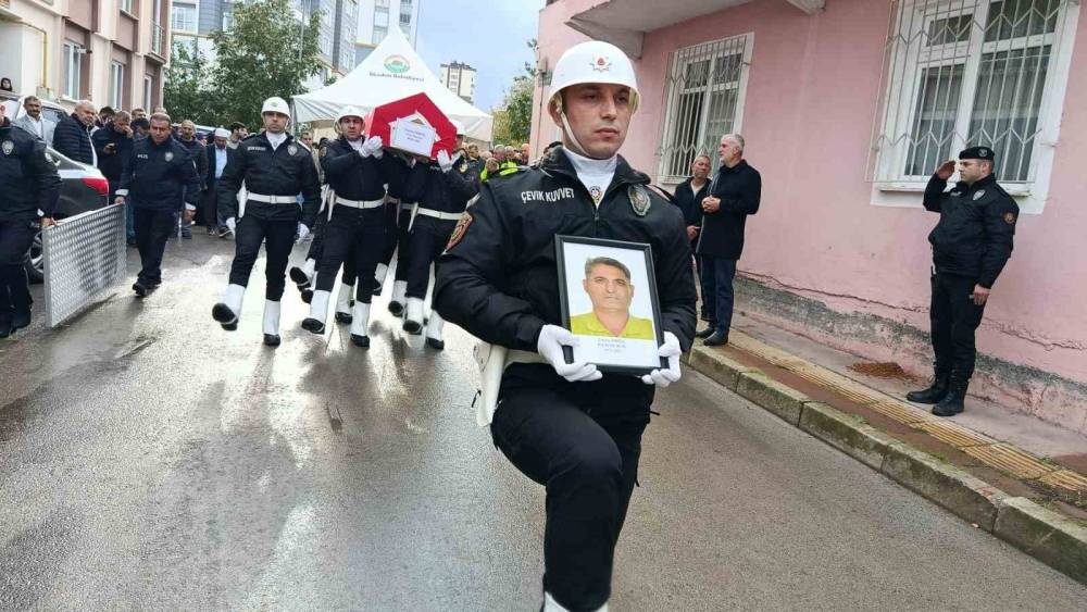 Polis memuru, Tuncay Ebrinç son yolculuğuna uğurlandı