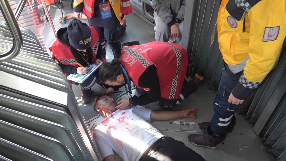Konya'da ambulans rallisi düzenlendi