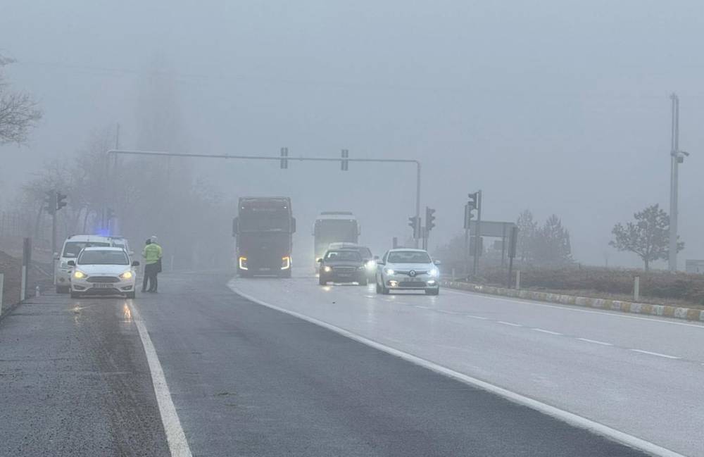 Konya'da sis kazaya neden oldu, yaralılar var