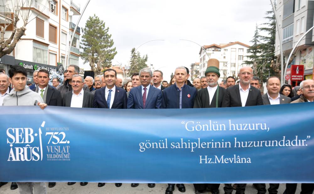 Mevlana'yı anma törenleri, Karaman’daki yürüyüşle başladı