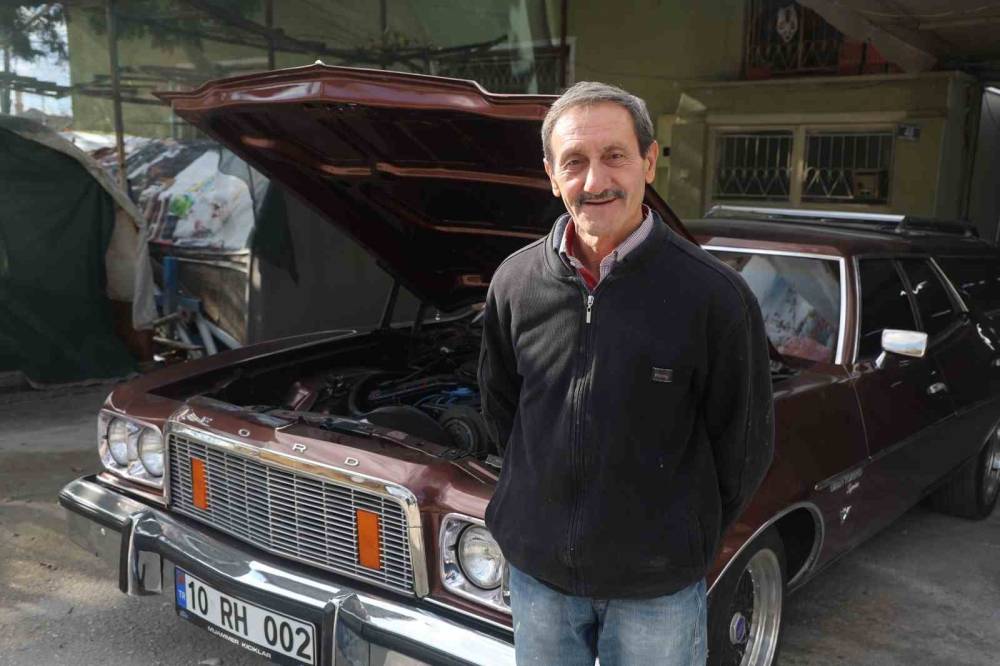 Konya'daki bu serada sebze değil araba yetişiyor!