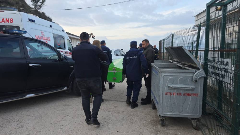 Bursa Mudanya'da sahilde erkek cesedi bulundu