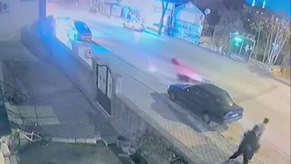 Konya merkezde çocuğa motosiklet çarptı... O anlar kamerada