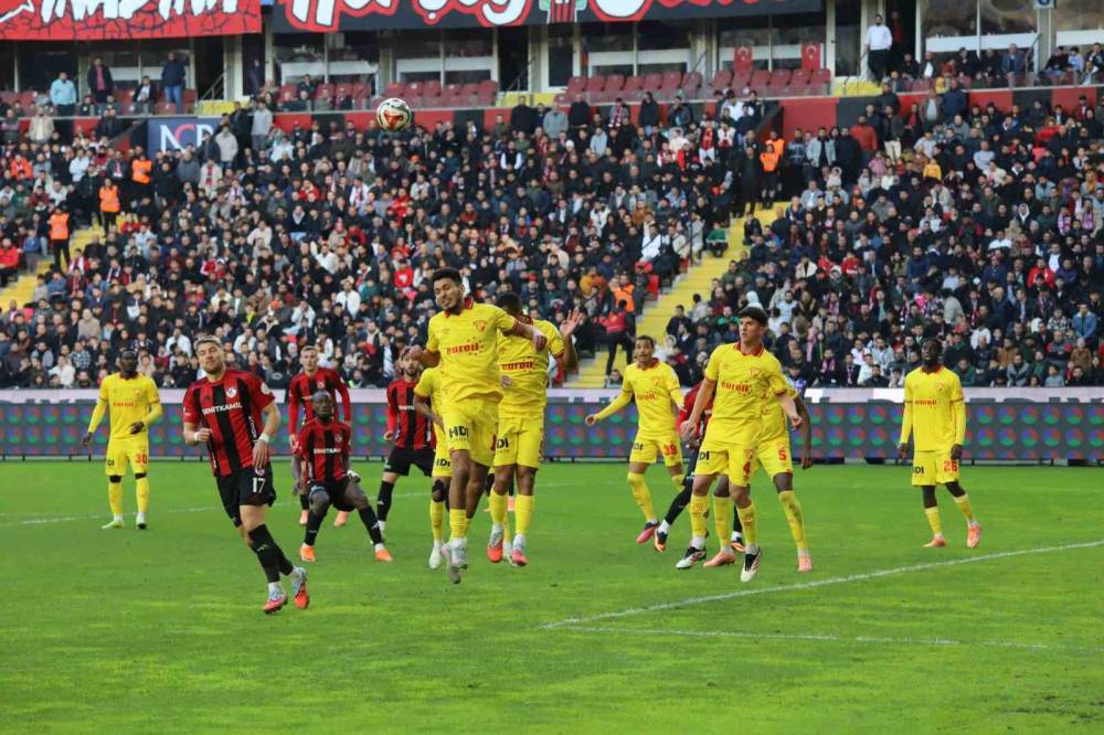 Göztepe Gaziantep'te Janderson ile güldü! Burak Yılmaz istifasını açıkladı