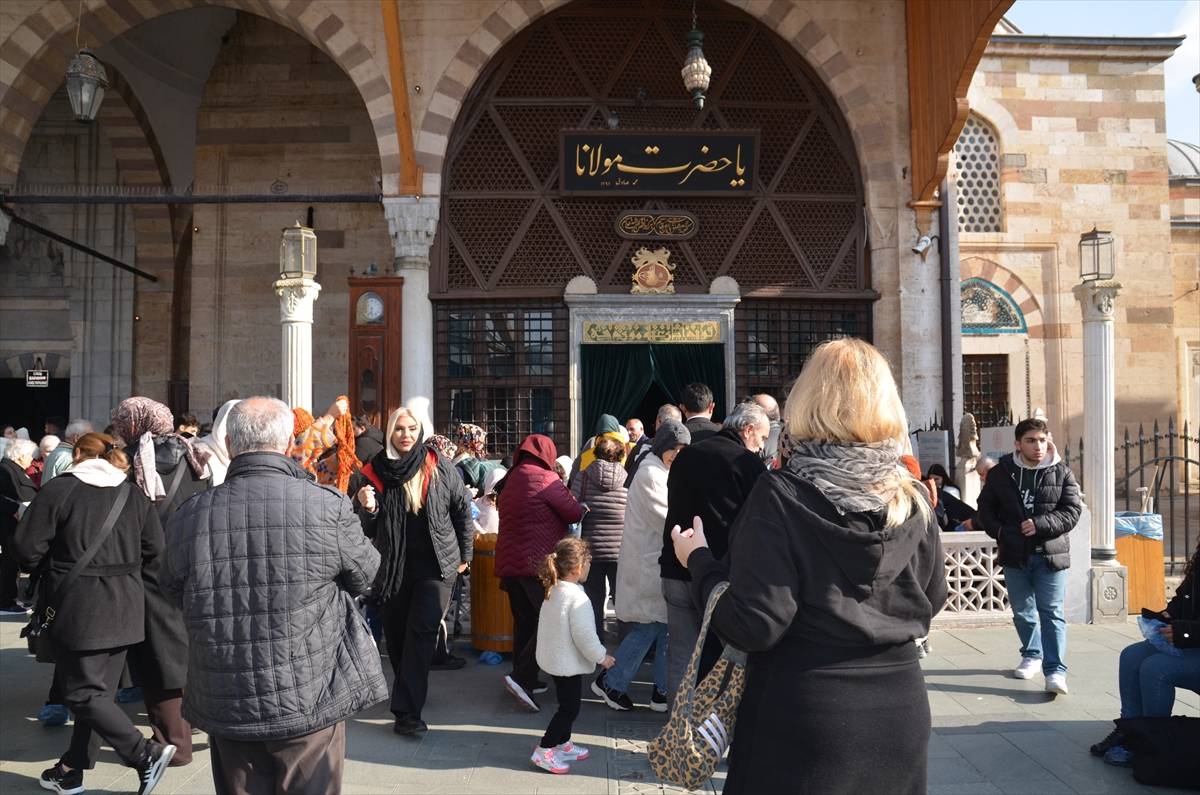 mevlana-muzesinde-sebiarus-yogunlugu-yasaniyor-1.jpg