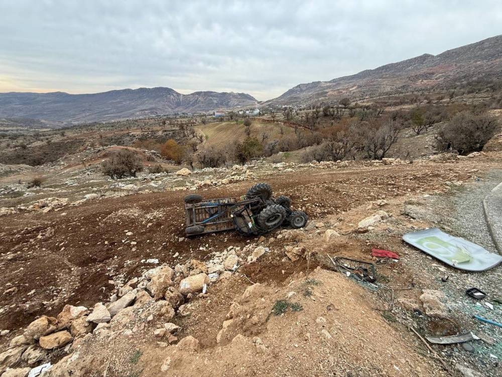 Gabar Dağı’nda traktör devrildi: 13 işçi yaralandı